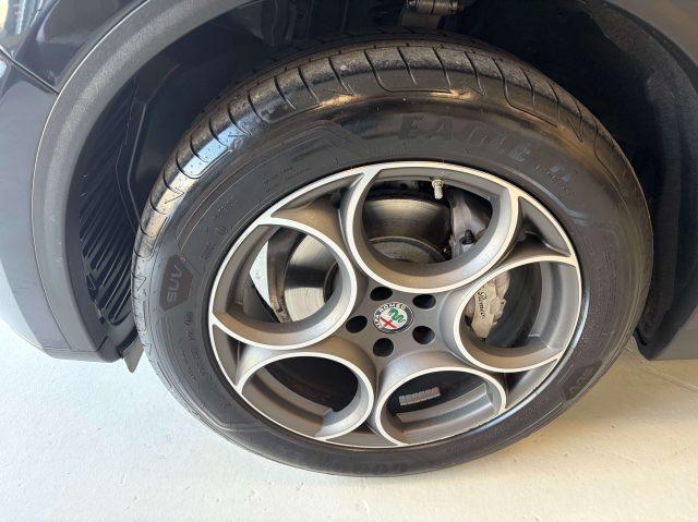 ALFA ROMEO Stelvio Stelvio 2.2 t Business Q4 210cv auto