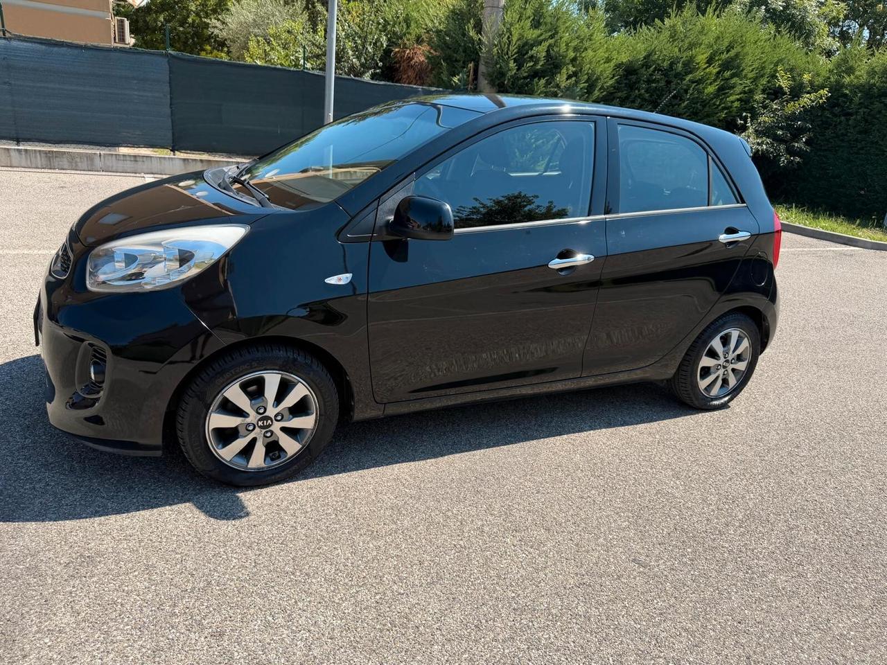 Kia Picanto 1.0 Gpl - NEOPATENTATI - 12 MESI DI GARANZIA -