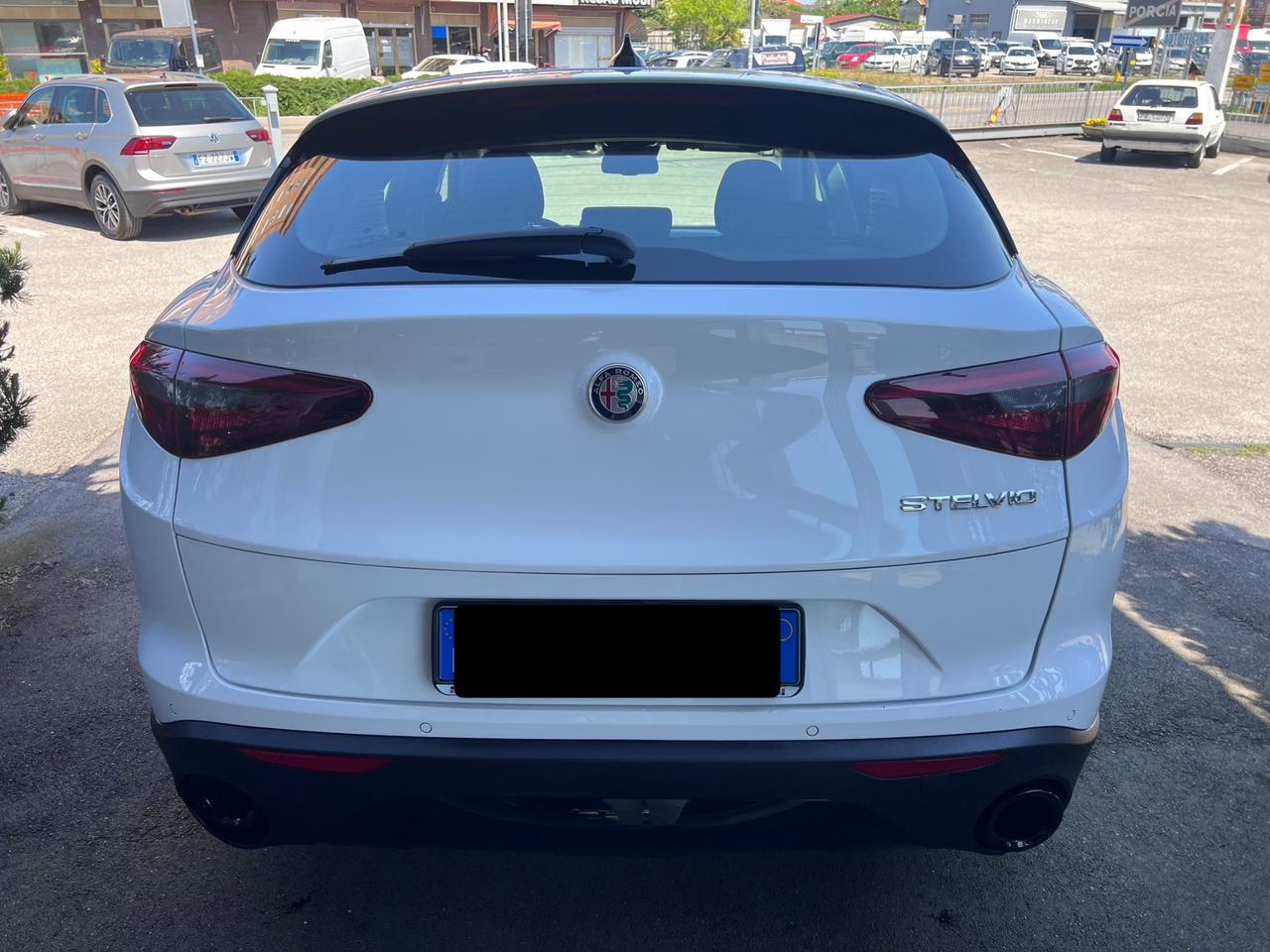 Alfa Romeo Stelvio 2.2 Turbodiesel 190 CV AT8 RWD Sprint