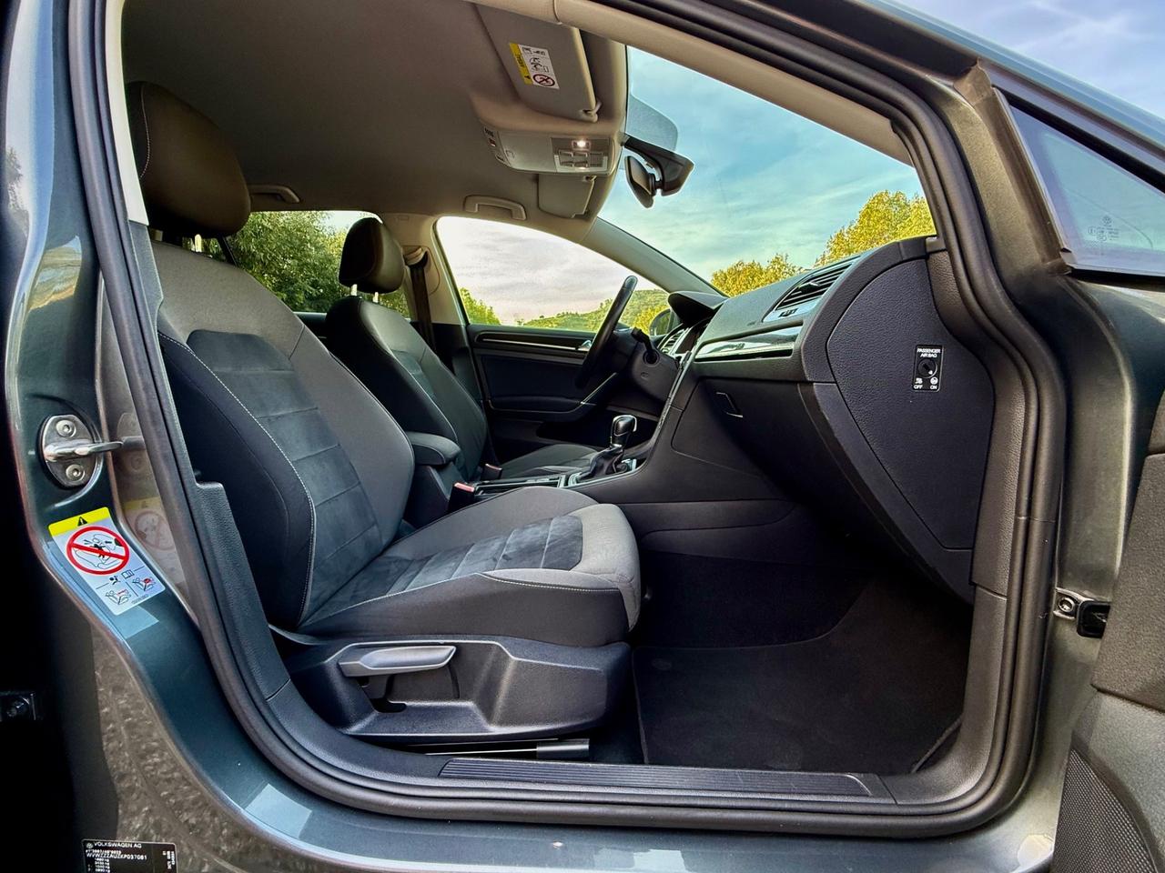 VOLKSWAGEN GOLF 1.6 TDI 115 CV DSG SPORT R LINE