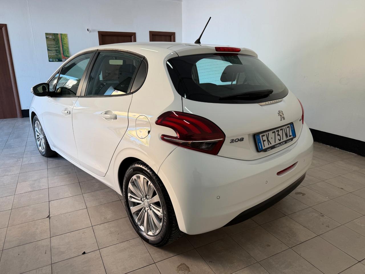 Peugeot 208 2017 PureTech 82 5 porte Allure