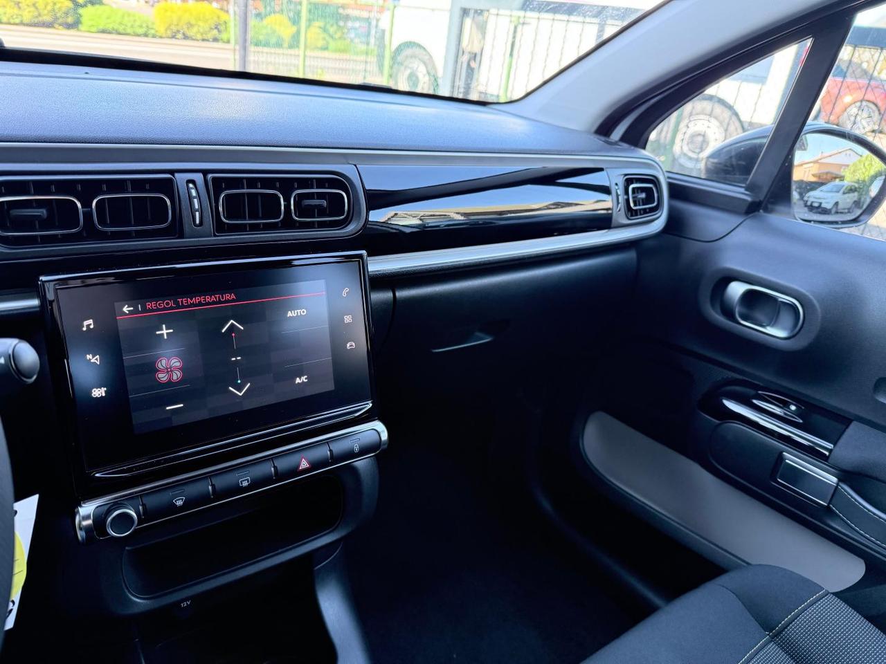 Citroen C3 1.2 puretech Shine s&s 83cv