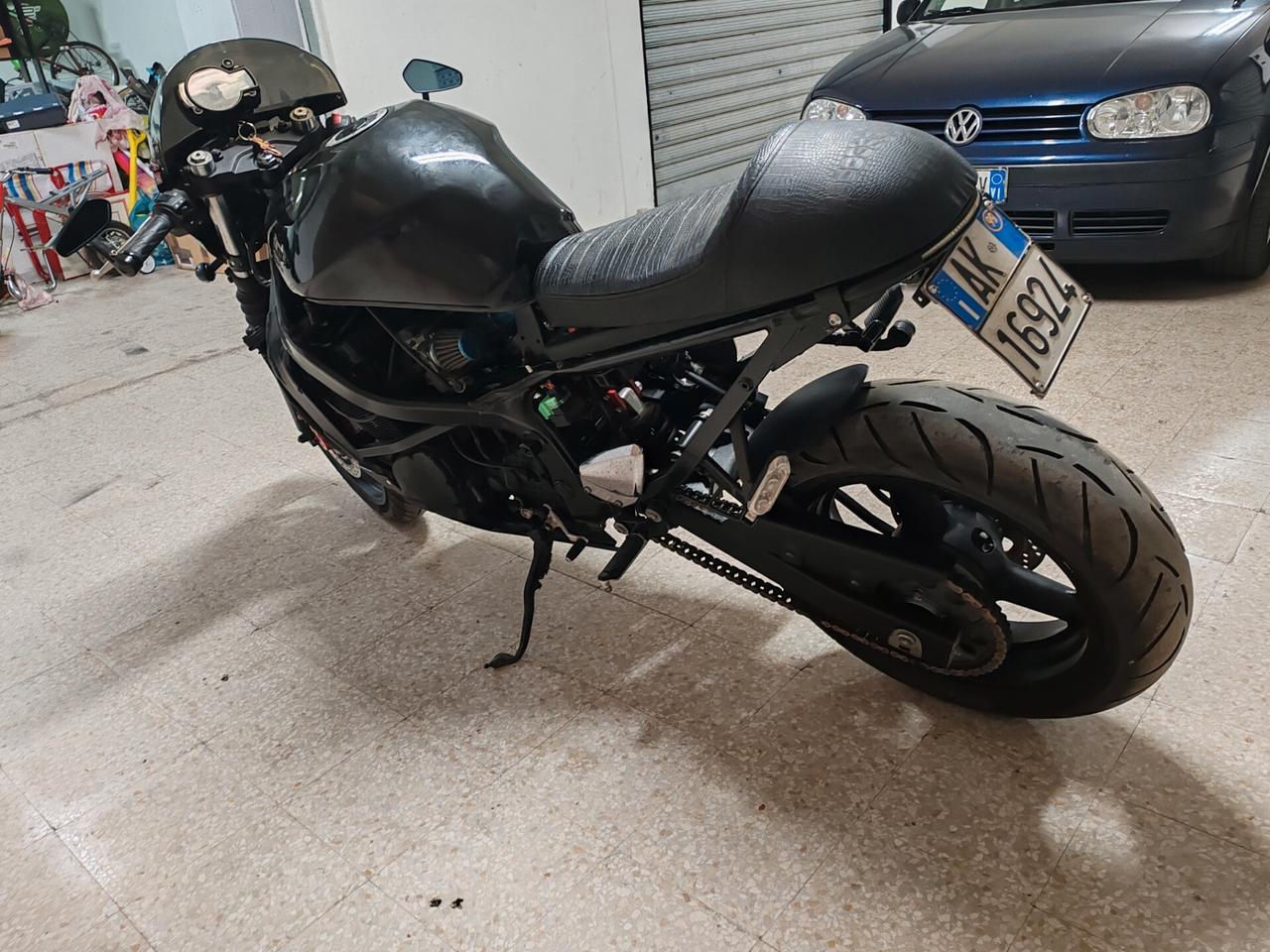 Suzuki GSX 650 F Iscritta asi