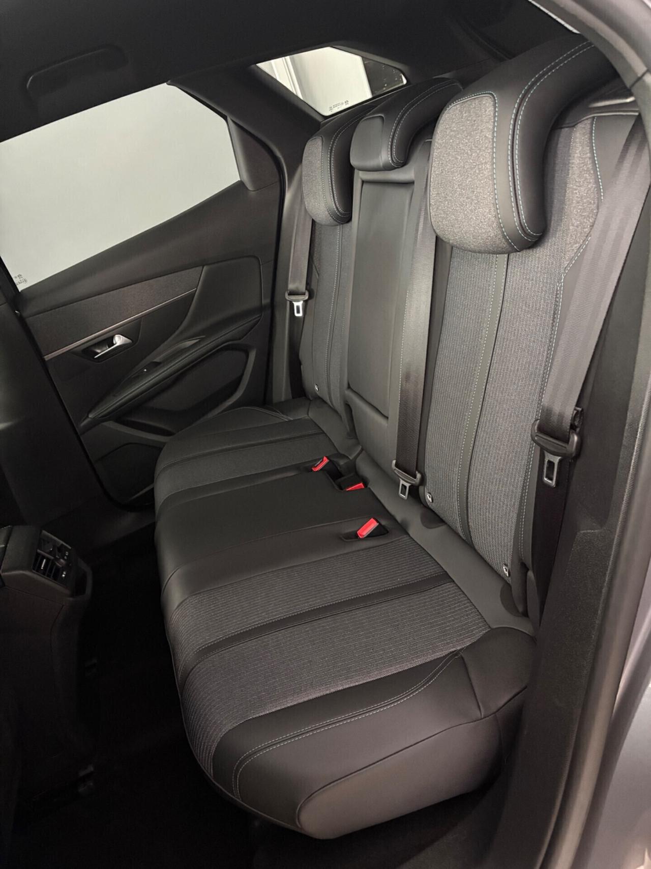 Peugeot 3008 BlueHDi 130 S&S EAT8 Allure Pack