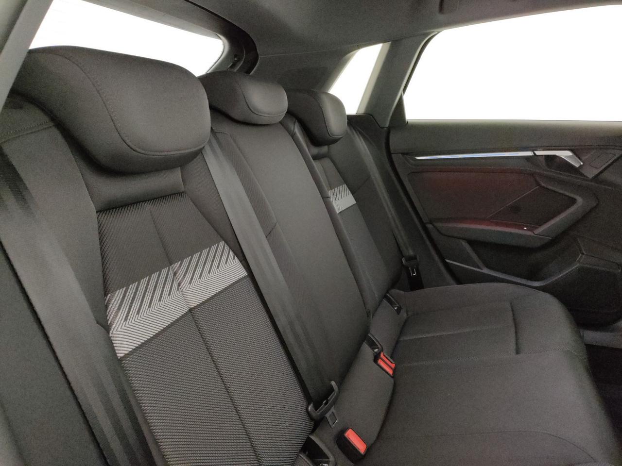 Audi A3 sportback 35 2.0 tdi s line edition s-tronic
