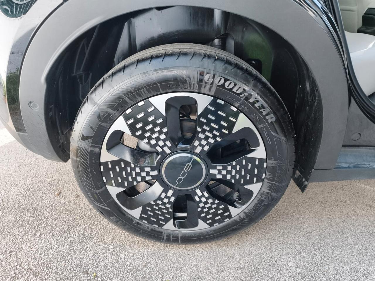 Fiat 600 Hybrid 100CV DCT LA PRIMA