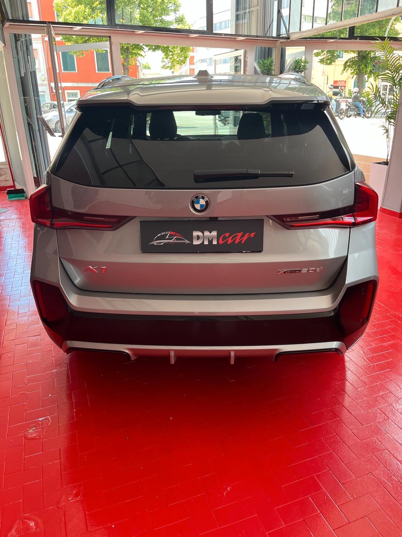 BMW X1 20d X-DRIVE MHEV 48V M-SPORT Automatico Virtual Pelle Totale Tetto Panoramico ed elettrico Cerchi da 18 . AUTO - DIREZIONALE BMW -