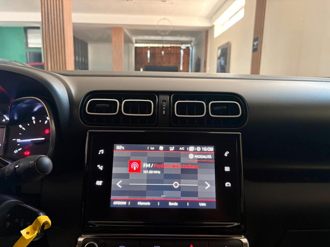 Citroen C3 Aircross 1500cc BlueHDi 102cv S&S Shine