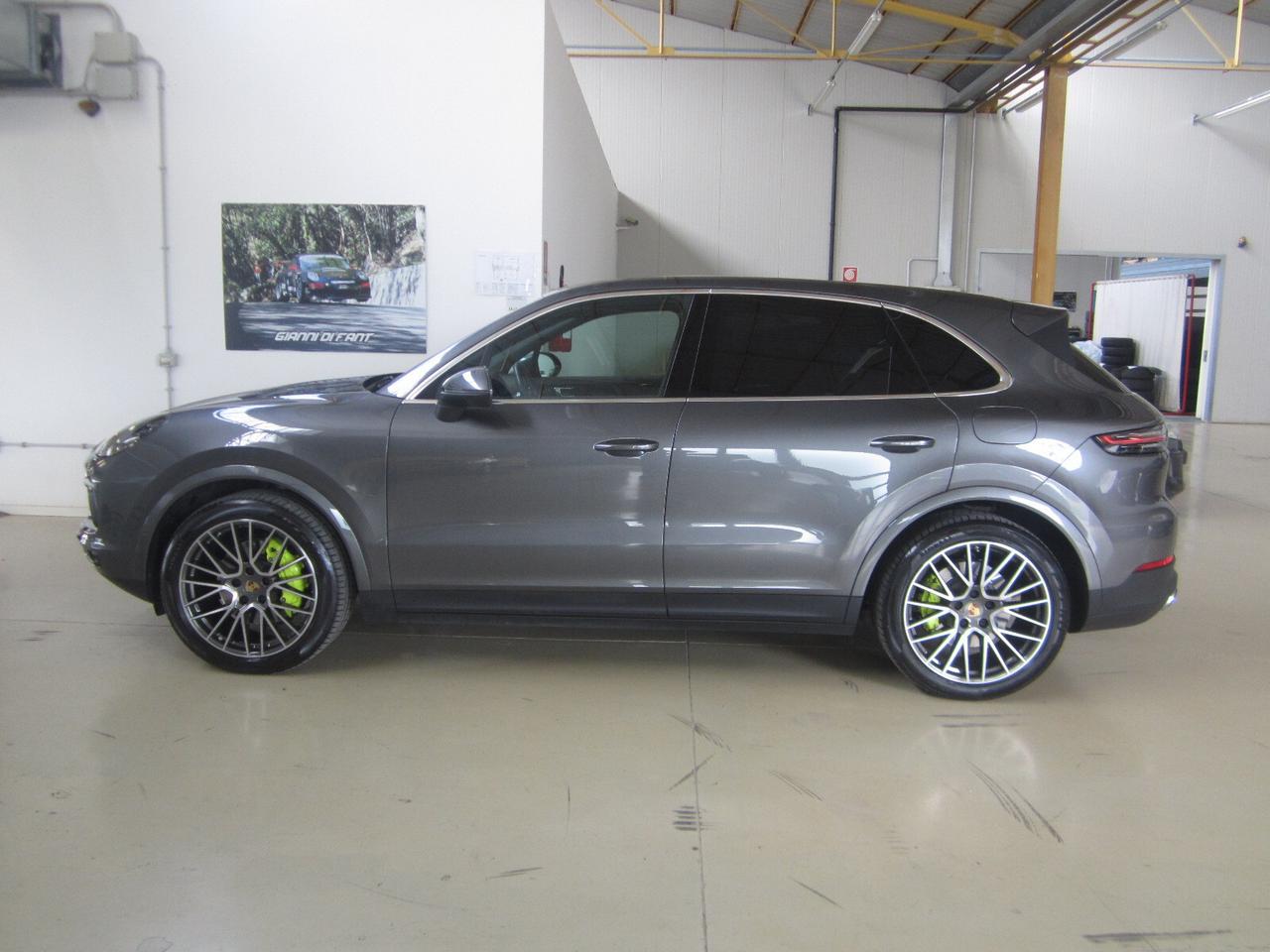 Porsche Cayenne 3.0 V6 E-Hybrid