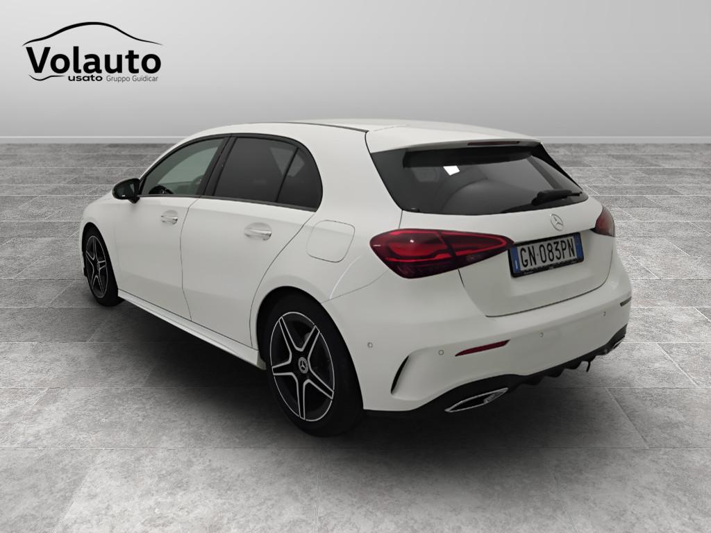 Mercedes-Benz Classe A - W177 2018 - A 180 d Premium auto
