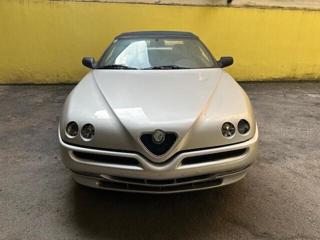 Alfa Romeo GTV Spider 2.0i 16V Twin Spark cat L