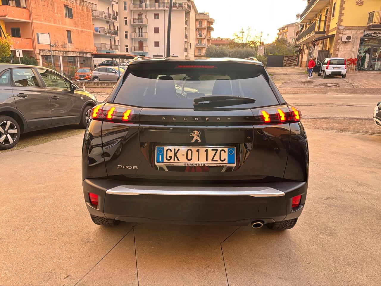 Peugeot 2008 BlueHDi 130 CV EAT8 Allure-2022