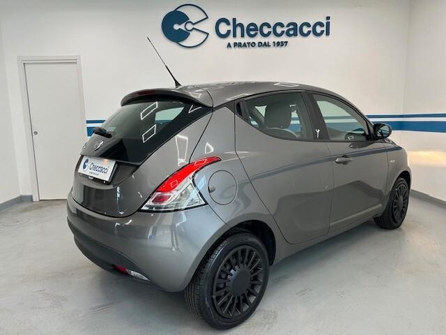 Lancia Ypsilon 1.2 8v Elefantino 69cv *74.000 KM * EURO6 *