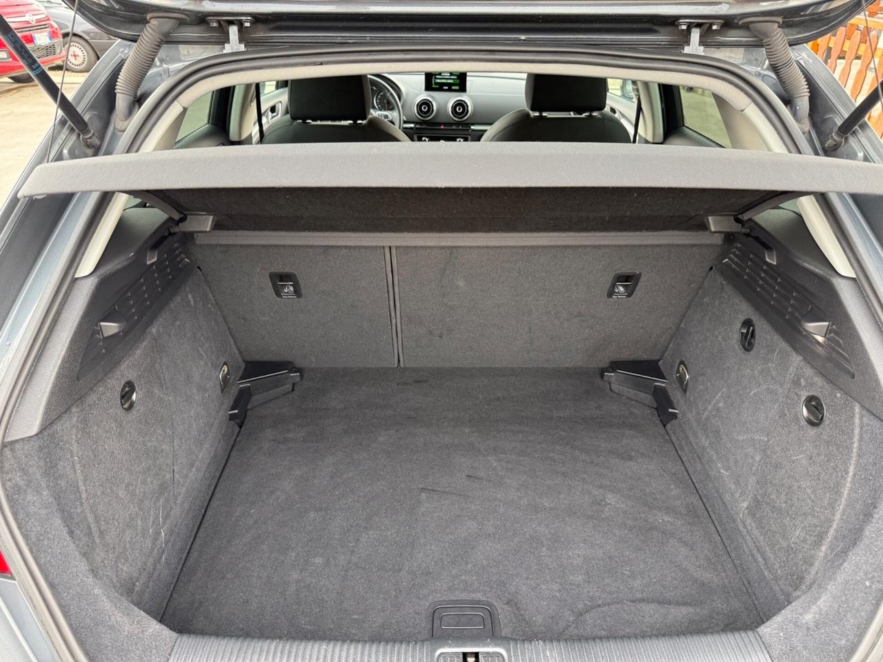 Audi A3 2.0 TDI 150 CV S tronic Attraction