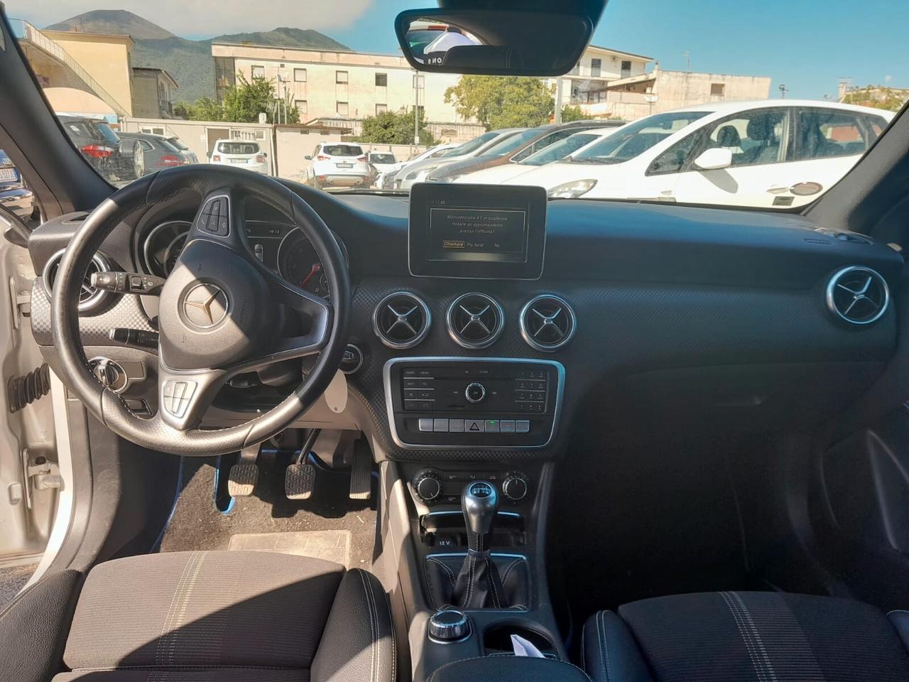 Mercedes-benz A 180 A 180 d Sport