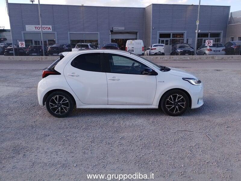 Toyota Yaris IV 2020 1.5h Lounge