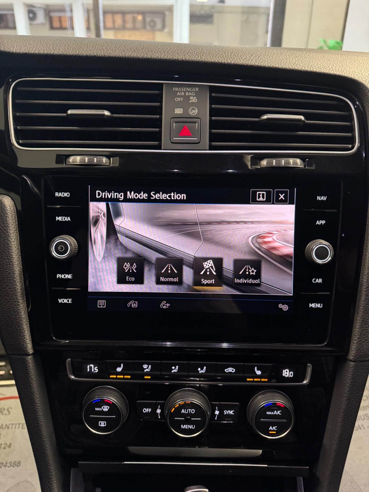 Volkswagen Golf 7.5 GTD 2.0 TDI 184 Cv DSG Finanziabile