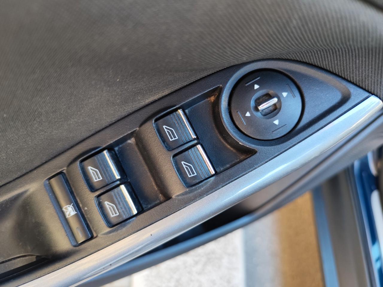 Ford Focus 1.6 TDCi 115CV SW GANCIO TRAINO