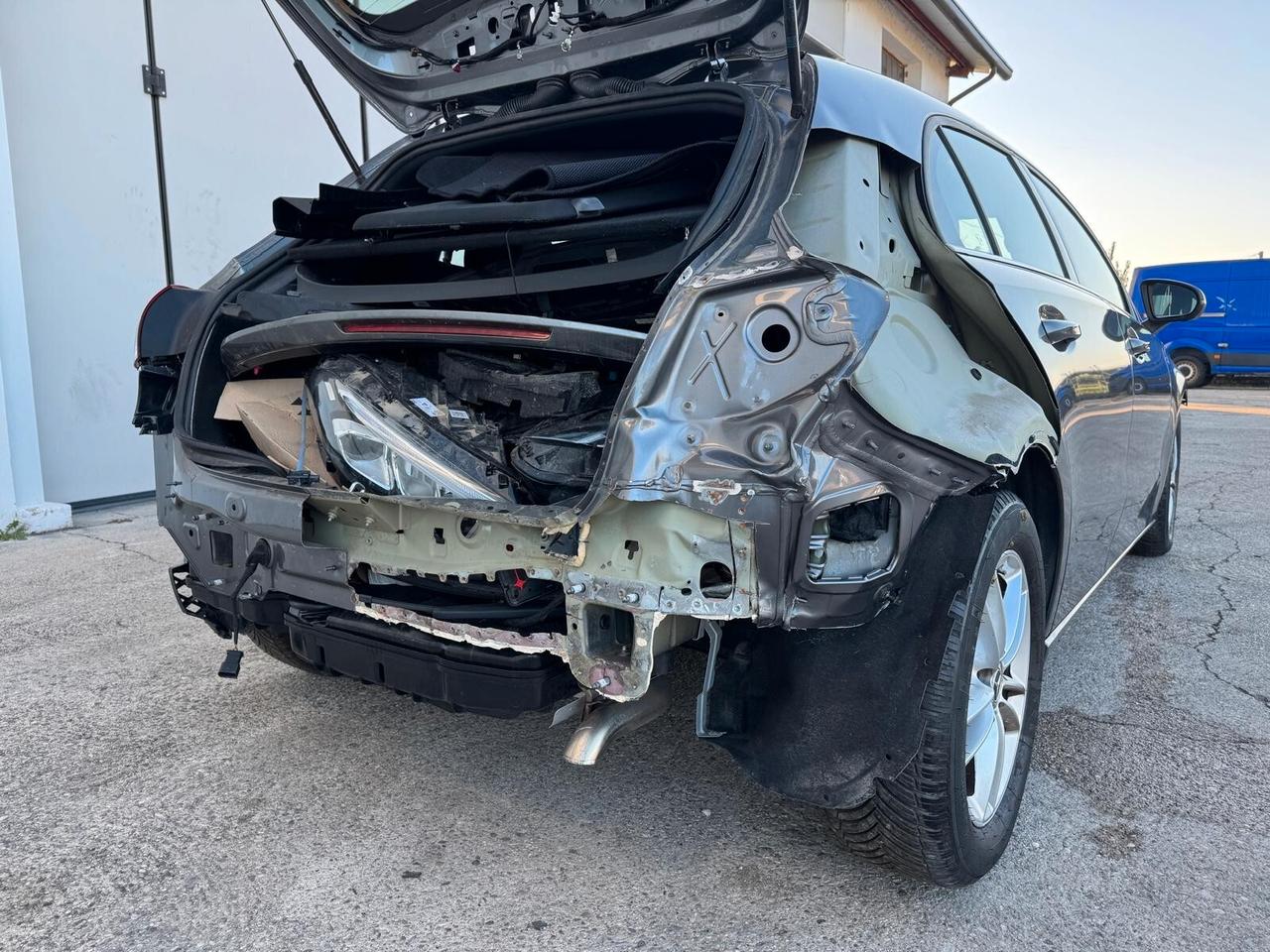 Mercedes-Benz A 180 d auto START INCIDENTATA