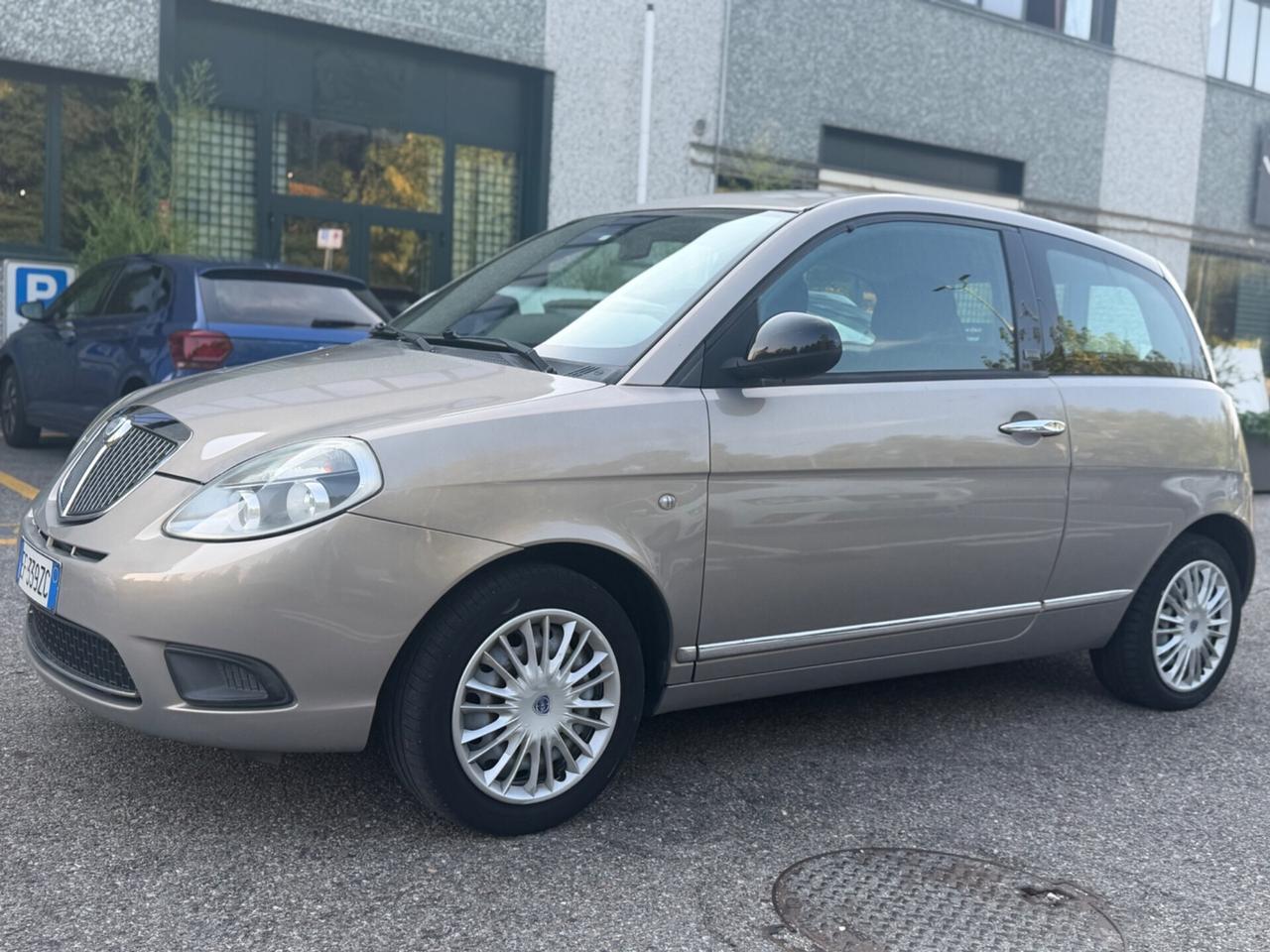 Lancia Ypsilon 1.2 69 CV Diva*Neopatentati*