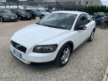 VOLVO C30 1.6 Kinetic