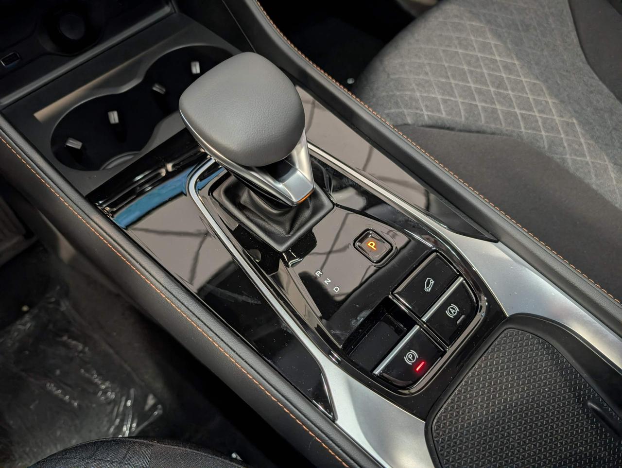 Mg HS 1.5 hybrid+ Comfort auto