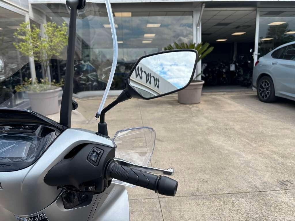 Honda SH 125 2026 Nuovo pronto consegna Tuo a soli 44 Euro al mese
