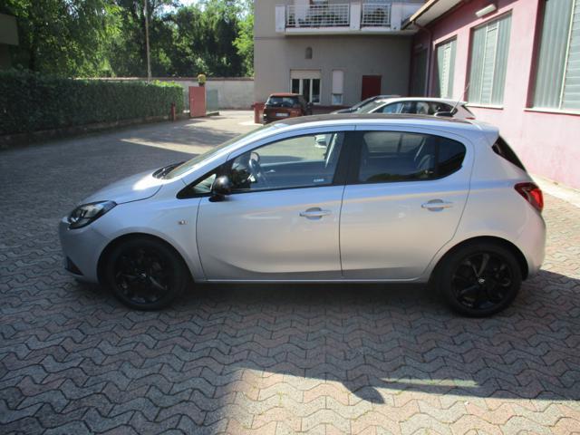 OPEL Corsa 1.2 5 porte Black Edition
