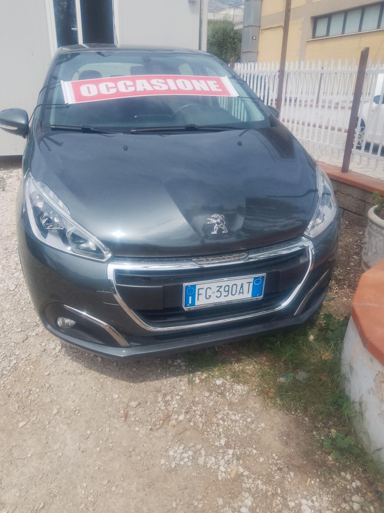 Peugeot 208 PureTech 82 5p. GPL Active