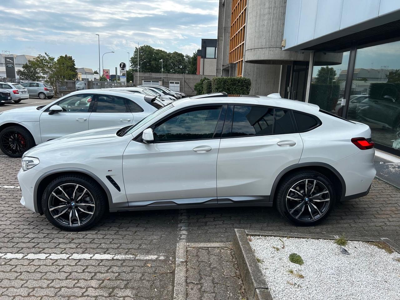 BMW X4 xdrive20d mhev 48V Msport X auto TETTO