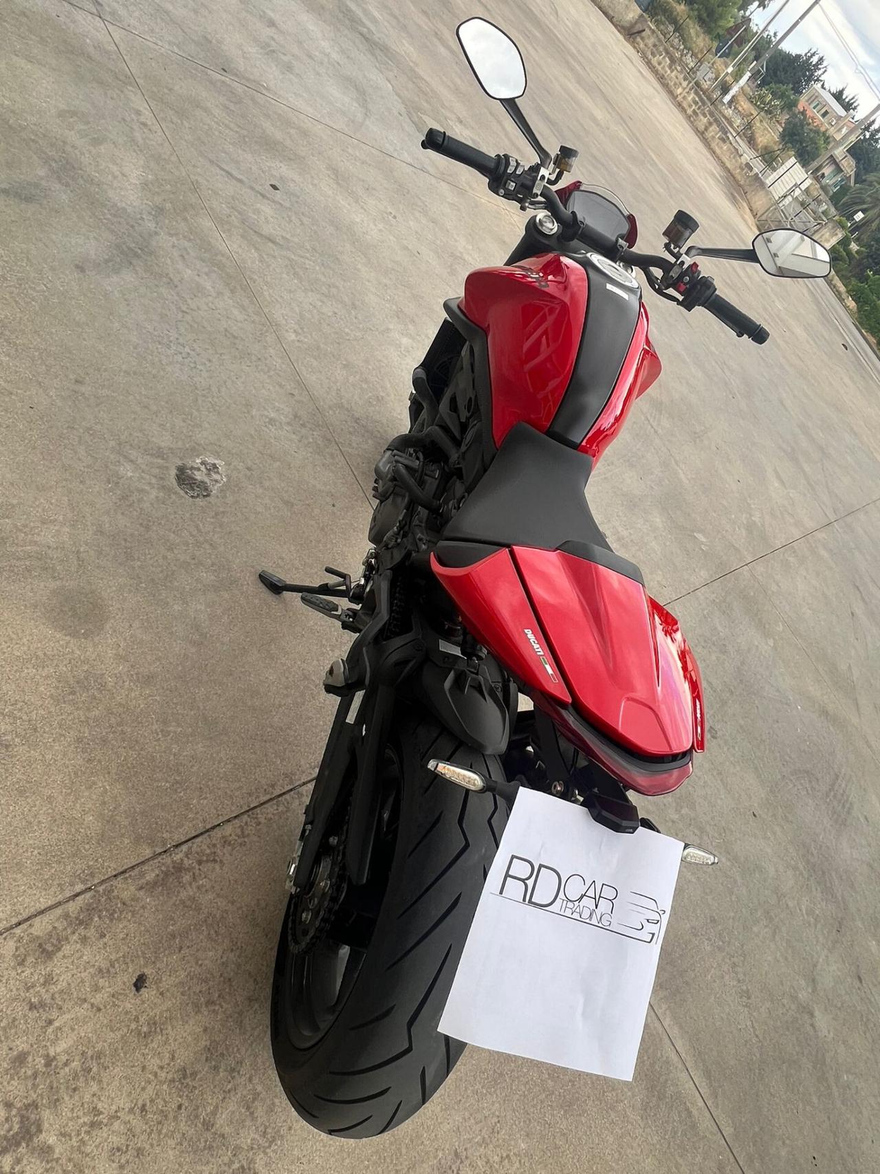 Ducati Monster 937 Plus