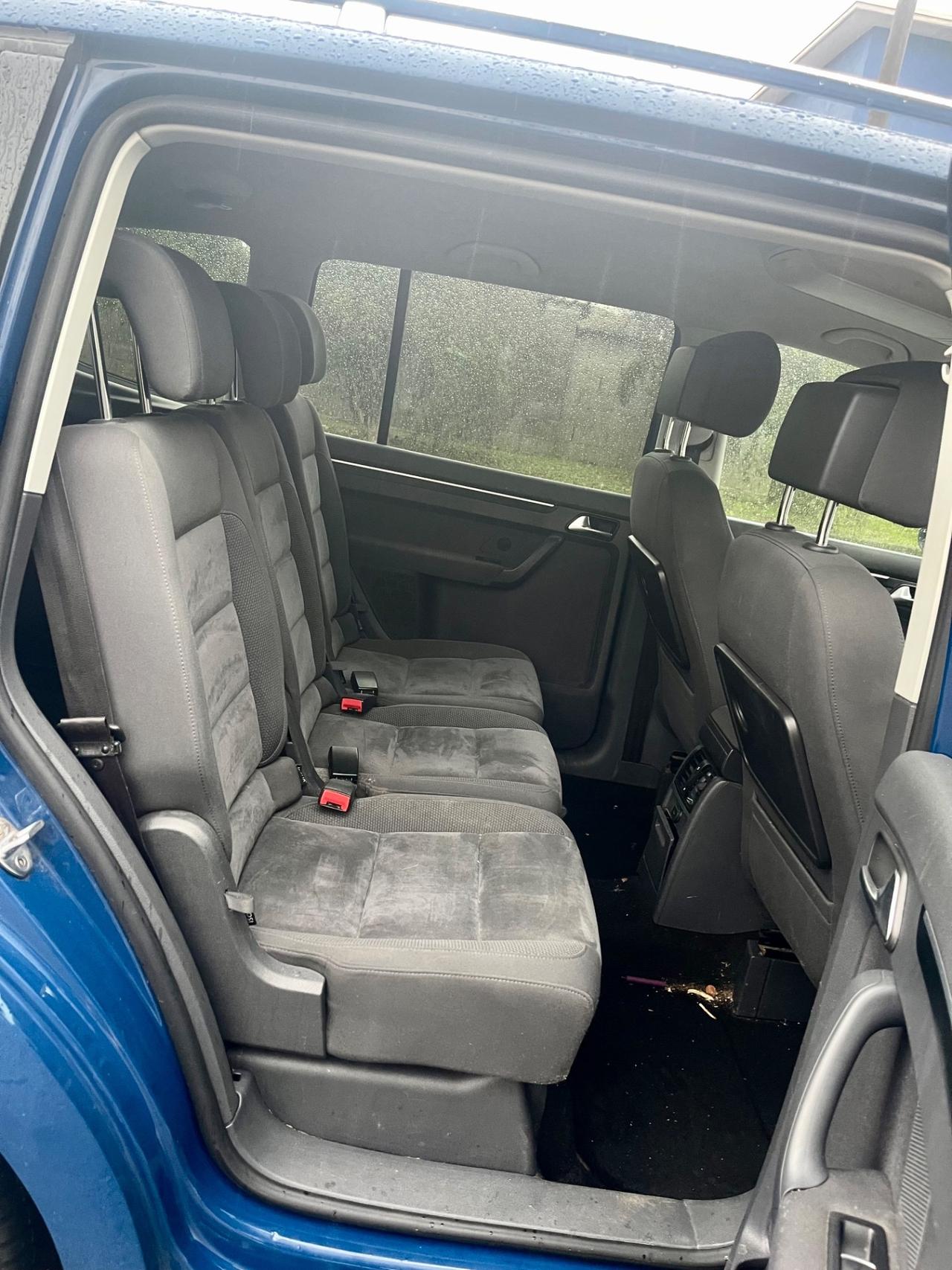 Volkswagen Touran 2.0 TDI 140 CV DSG Highline