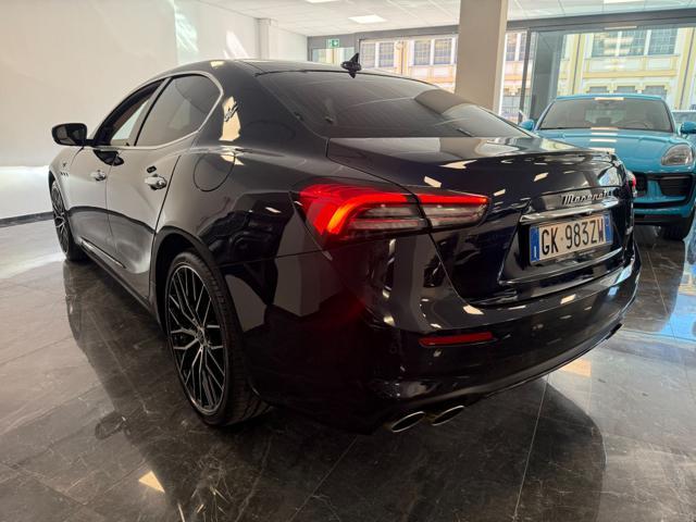 MASERATI Ghibli 330 CV MHEV GT