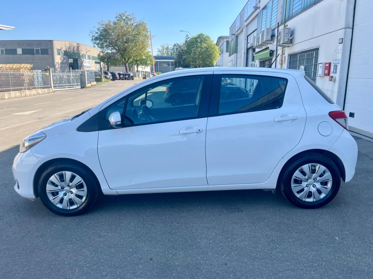 Toyota Yaris 1.0benz 2013 92.000km perfetta