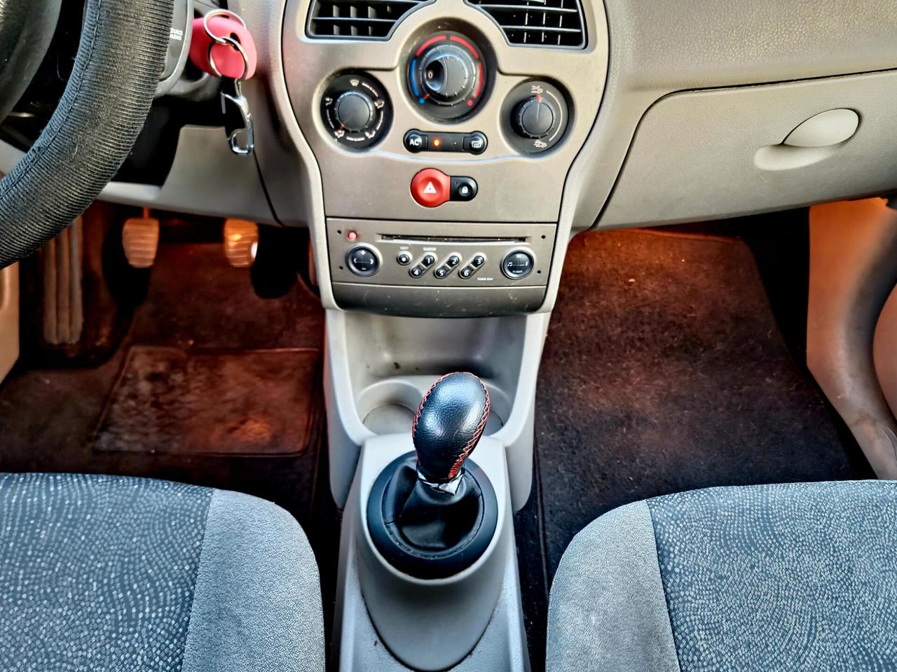 Renault Modus 1.2 16V Luxe Privilège 2005-E4 Manuale NEO