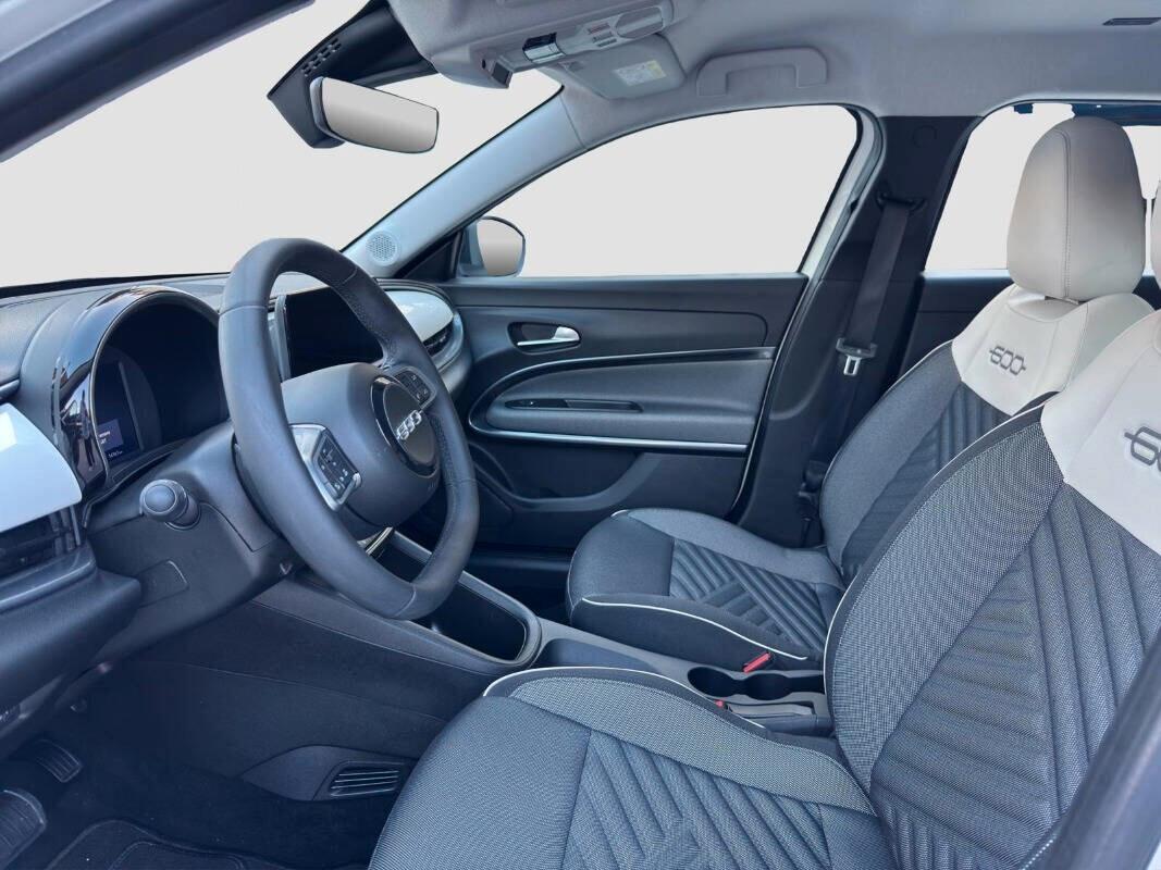 Fiat 600 Hybrid 130 CV DCT MHEV La Prima 2025