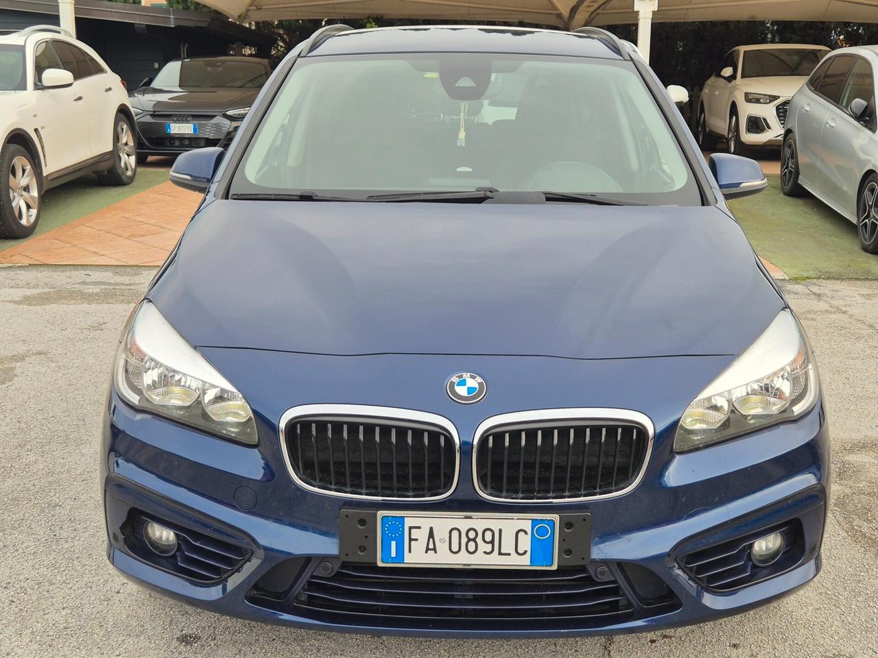 Bmw 218d 2er Active Tourer 218d Luxury 7 POSTI