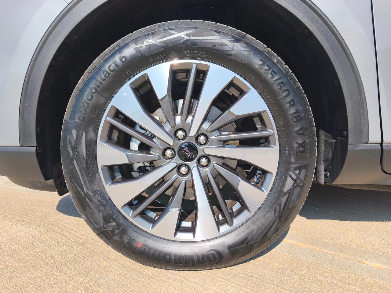 Ford Kuga 2.5 Full Hybrid 180 CV CVT 2WD Titanium