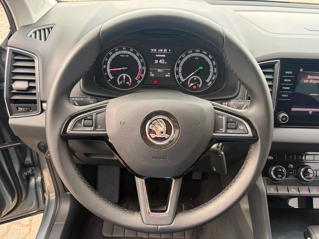 Skoda Karoq 1.6 tdi dsg KM0 SOLO 120KM PERCORSI
