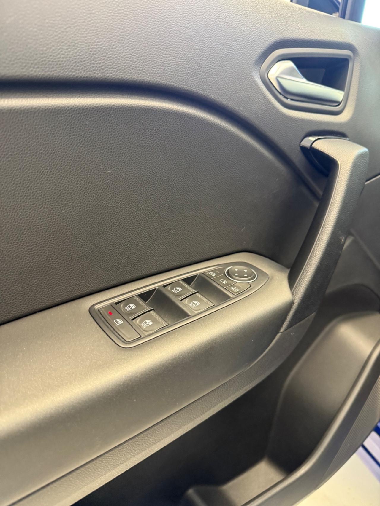 Renault Captur 1.5 DCI Intens115cv NAVI,FARI LED,BLUETOOTH,AZIENDALE RENAULT,KM CERTIFICATI,CAMBIO AUTOMATICO