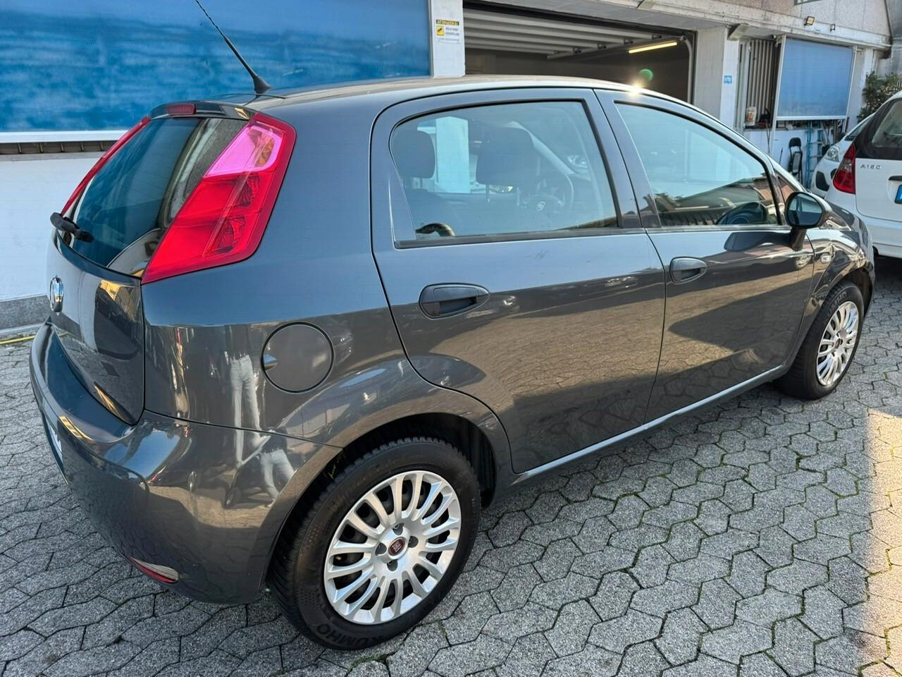 Fiat Punto 1.2 8V 5 porte Street*EURO6*NEOPATENTATI