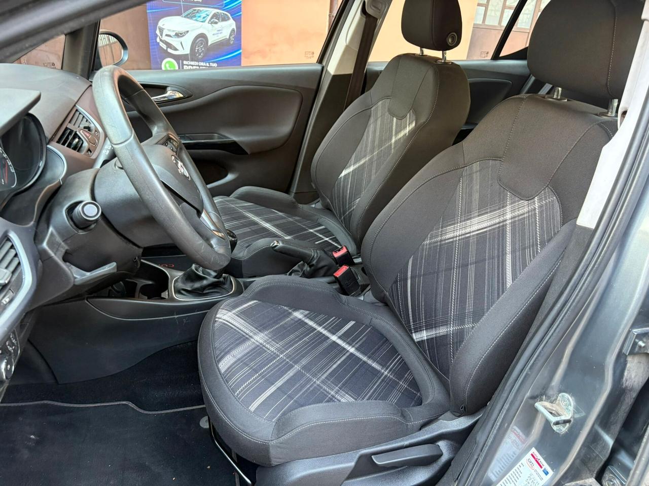 Opel Corsa 1.2 5 porte
