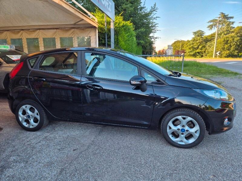 FORD Fiesta 6ª serie Bs Fiesta Ikon 1.4 TDCi 7...
