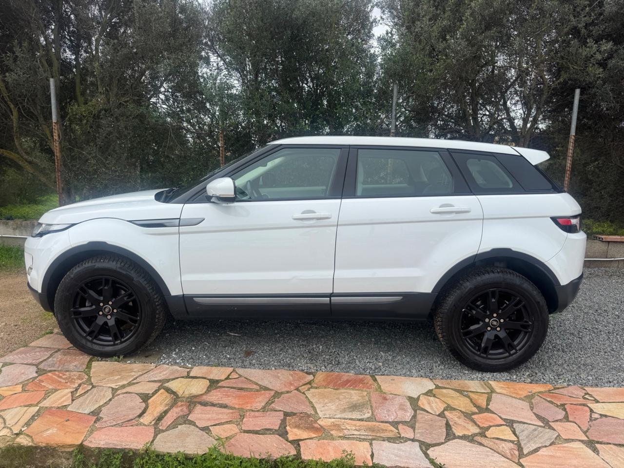 Land Rover Range Evoque 2.2 TD4 5p. Prestige