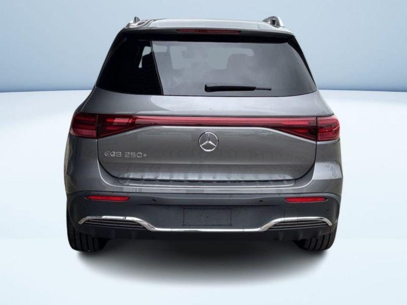 Mercedes-Benz EQB 250+ AMG Line Advanced