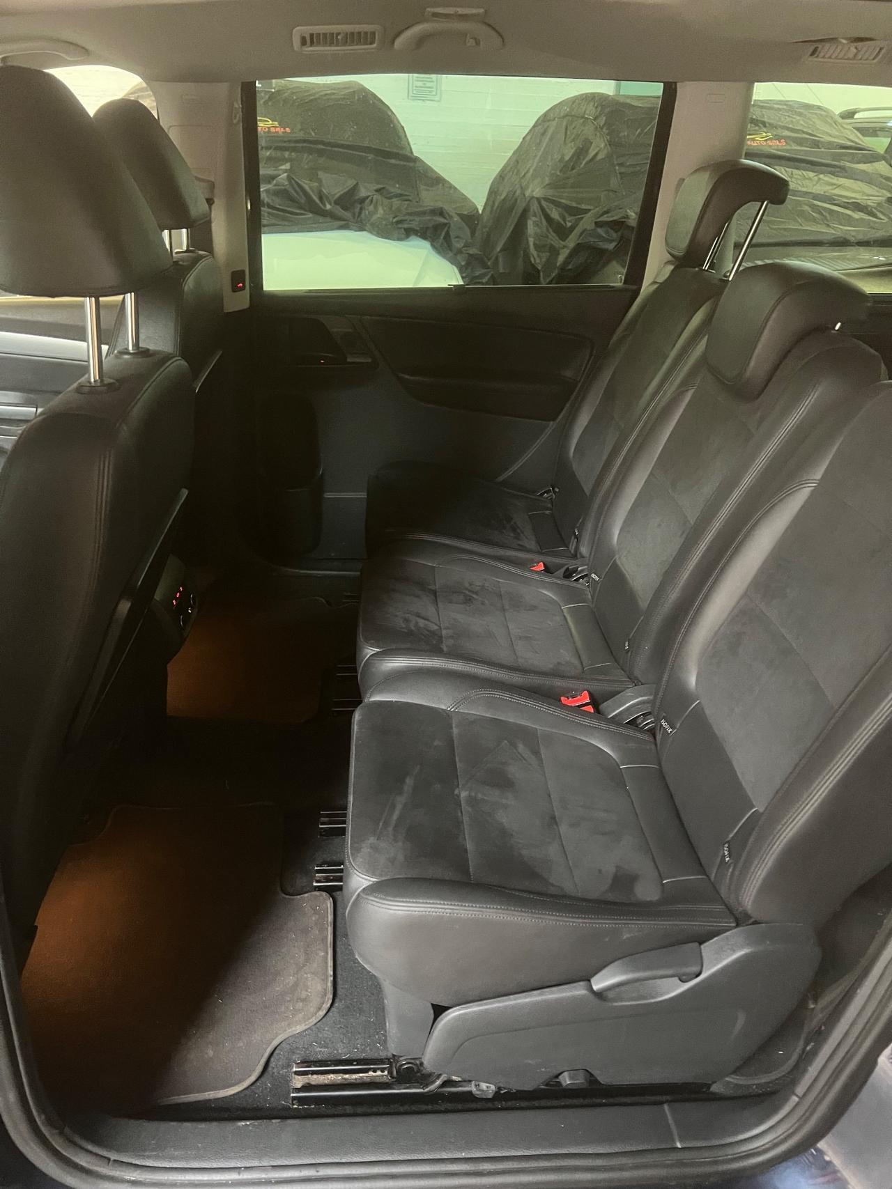 Volkswagen Sharan 2.0 TDI DSG Highline BlueMotion Technology