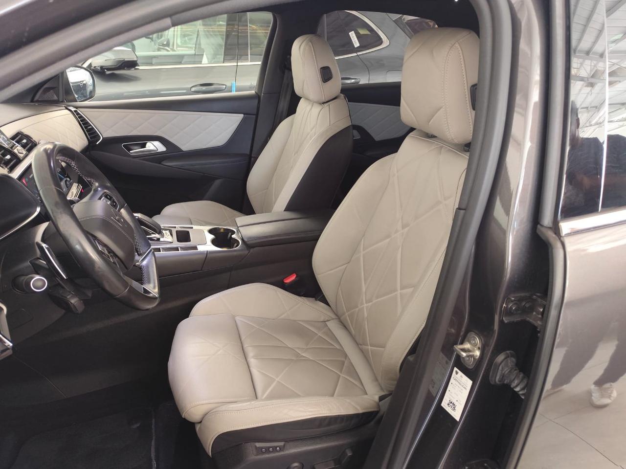 DS Automobiles 7 Ibrida Plug-in