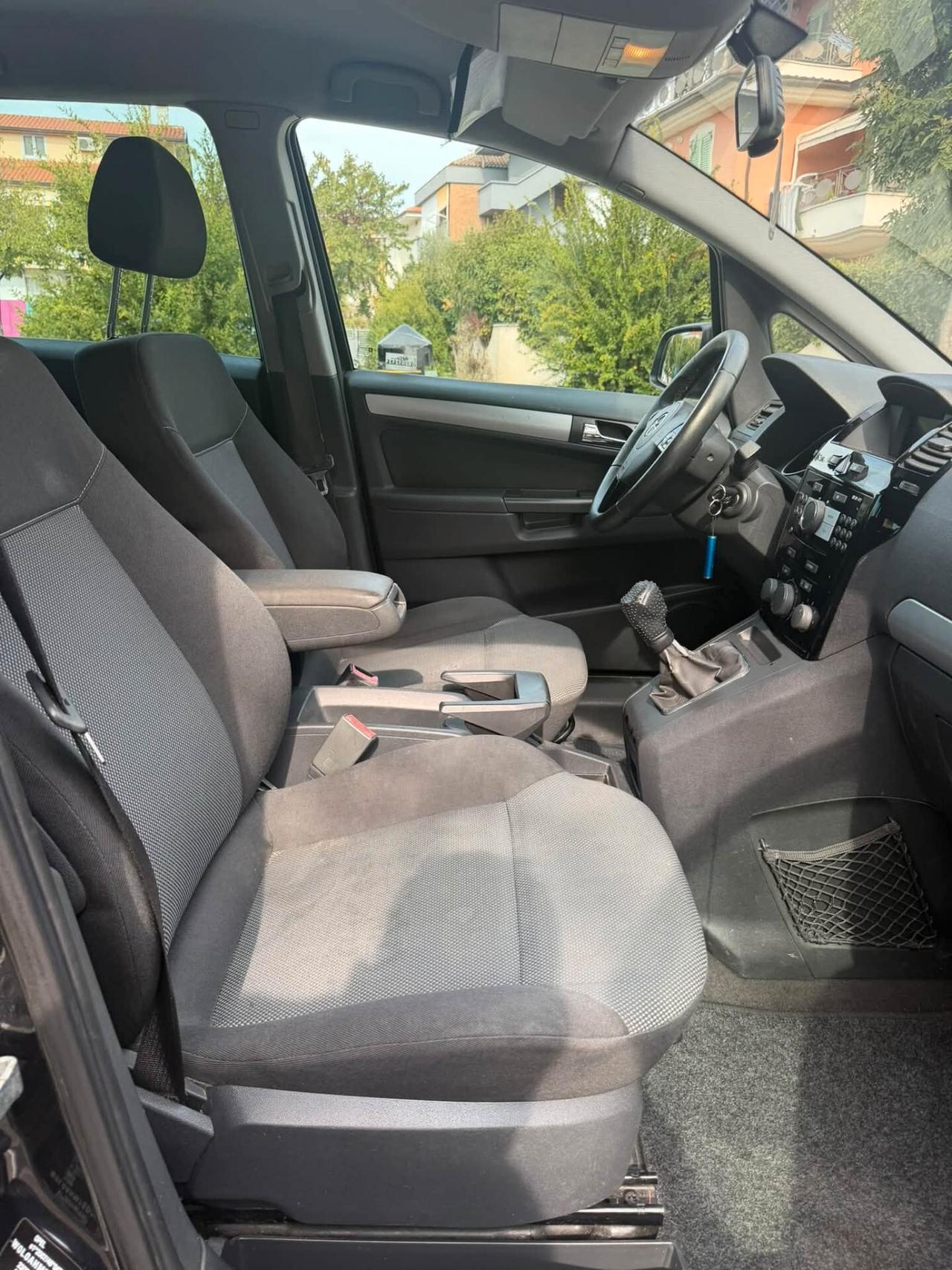 Opel Zafira 1.6 16V ecoM 150CV Turbo One