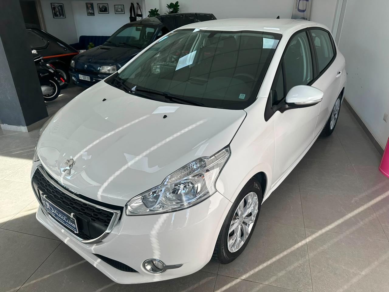 Peugeot 208 1.2 VTi 82 CV 5 porte Access