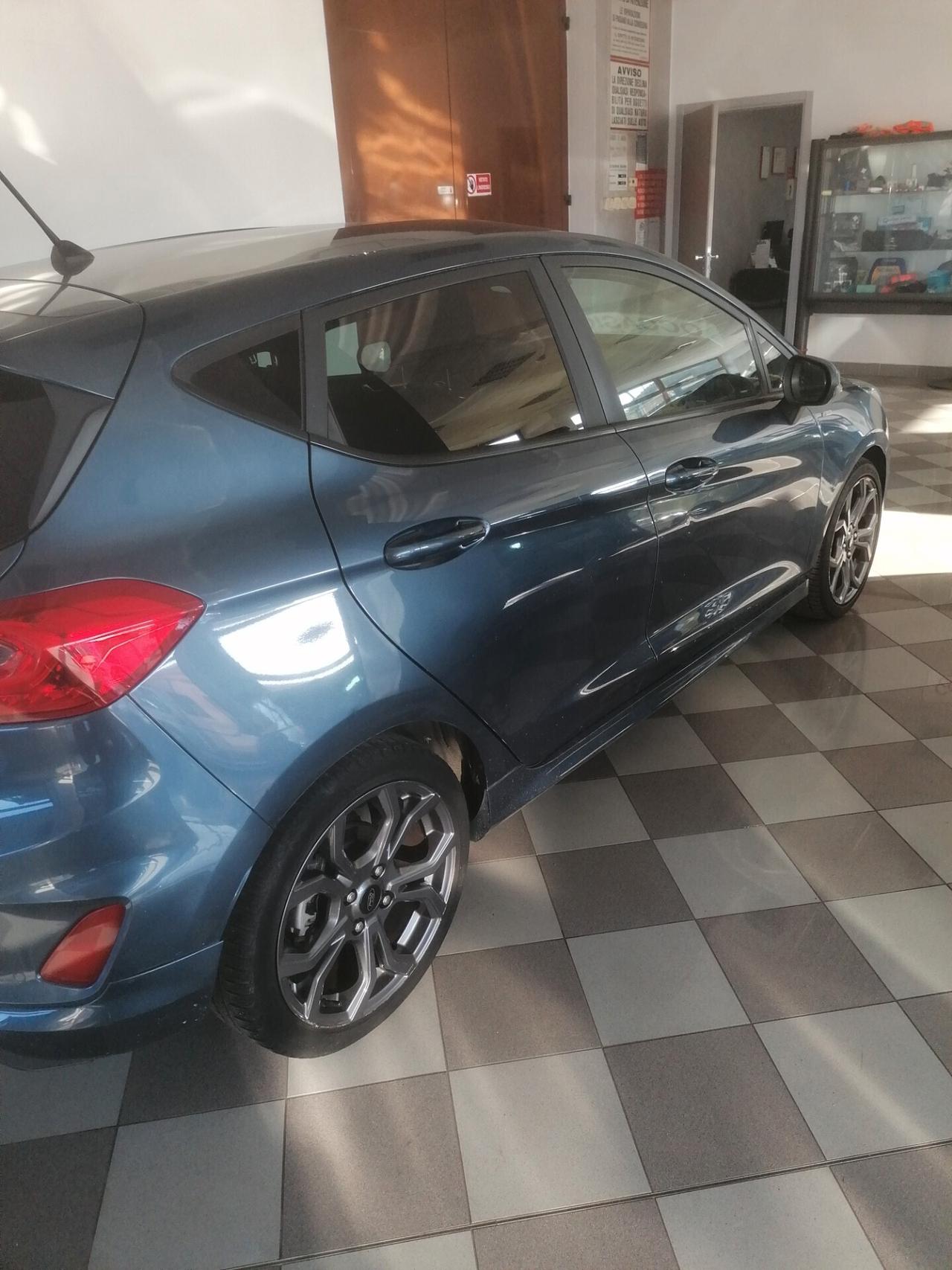 Ford Fiesta 1.0 Ecoboost 100 CV aut. 5 porte ST-Line